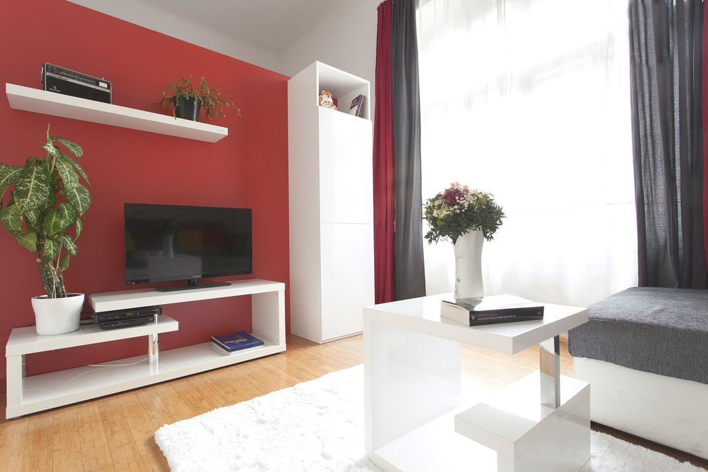 Adventum Zagreb City Exterior foto